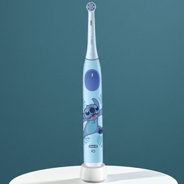 iO Kids Disney Stitch Brosse à Dents Électrique, 1 Brossette, 3 Modes Avec Mode Douceur Pour Enfants