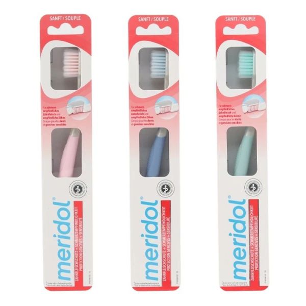 Soin Complet Brosse à Dents Souple - Rose - 1 brosse à dents