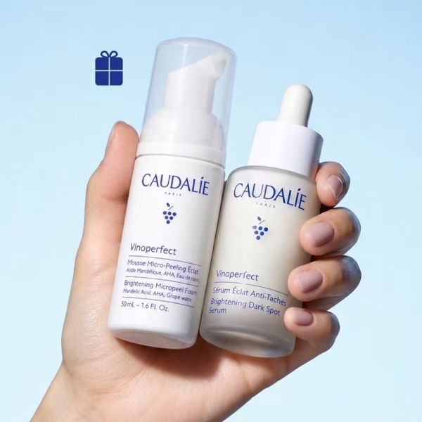 Coffret Éclat Anti-taches Sérum et Mousse Micro-Peeling Vinoperfect - Sérum 30 ml, Mousse 50 ml