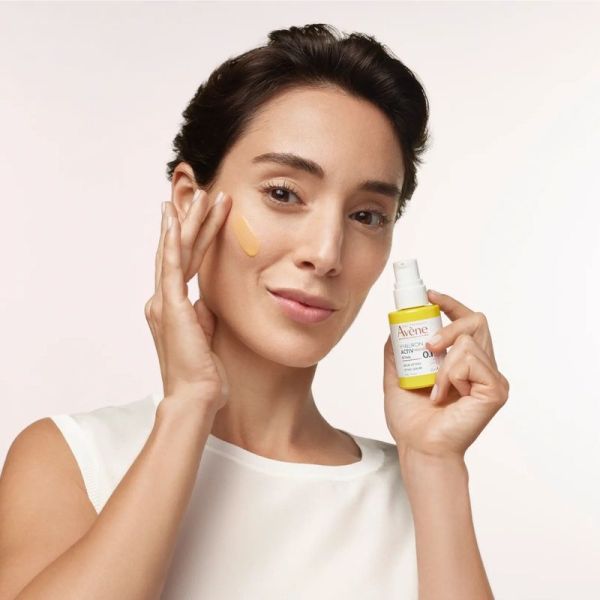 Sérum Lifting - 0.1% Rétinal HYALURON ACTIV PROCEDURE - 30 ml